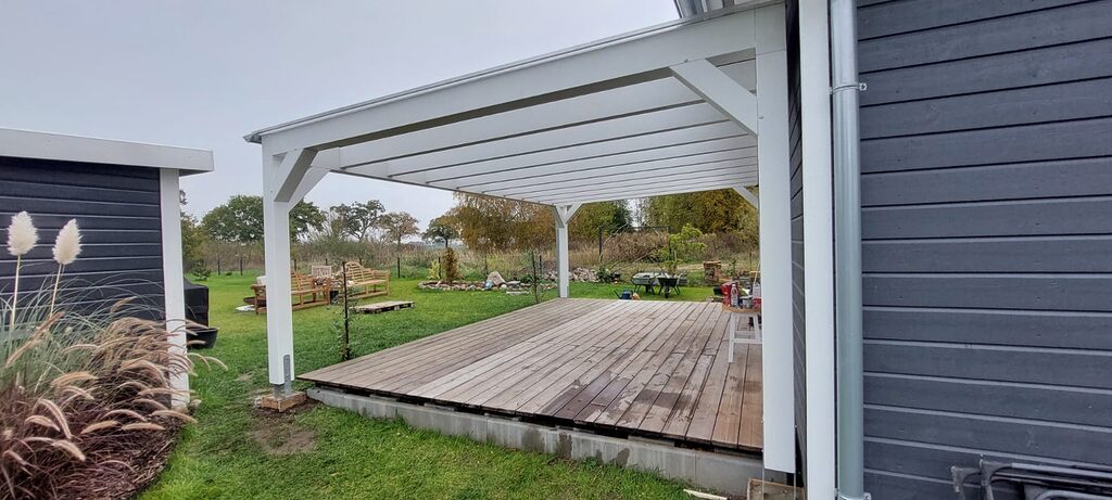 terrassenüberdachung aus holz